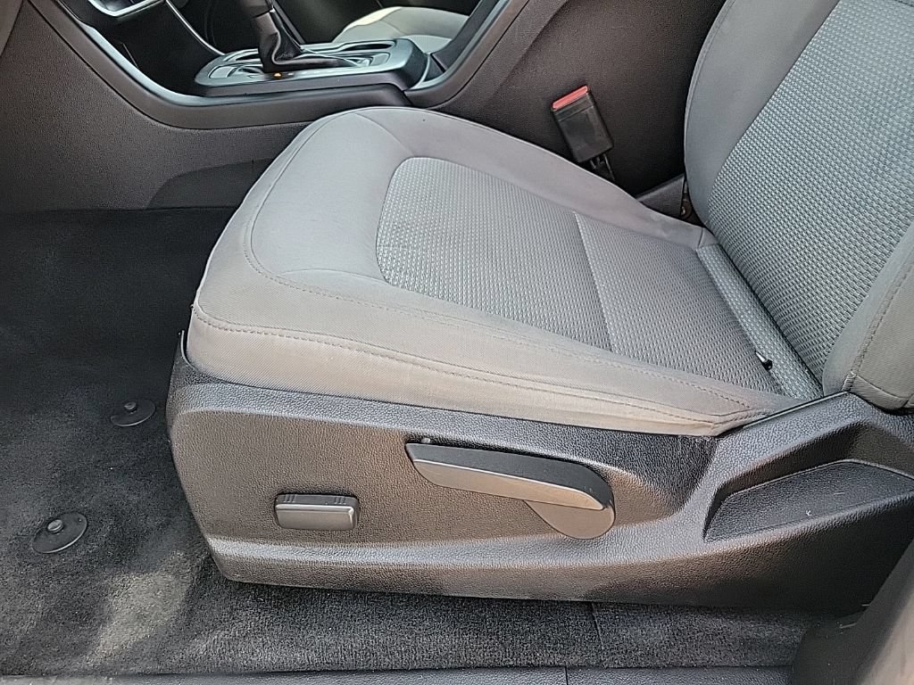 Used 2017 GMC Canyon W/T RWD image 11