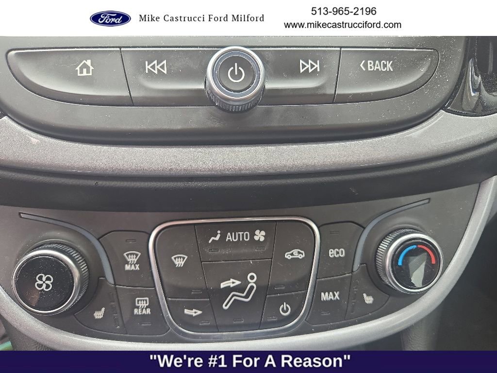 Used 2018 Chevrolet Volt LT w/ Comfort Package FWD image 9