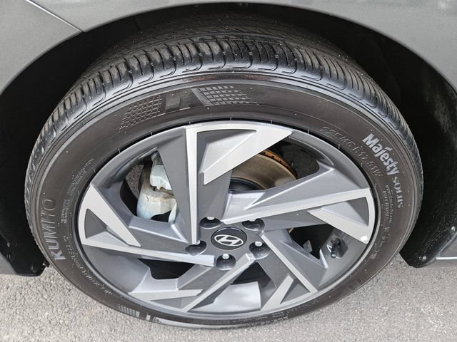 Used 2024 Hyundai Elantra SEL w/ Convenience Package FWD image 27