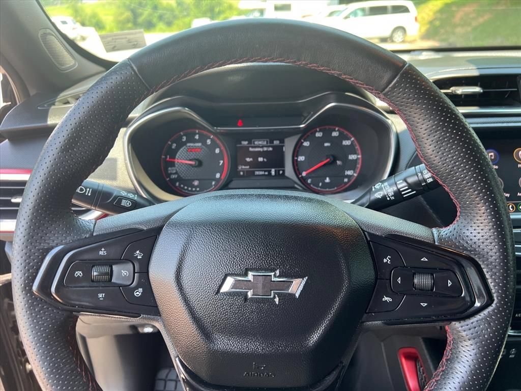 Used 2022 Chevrolet TrailBlazer RS FWD image 17