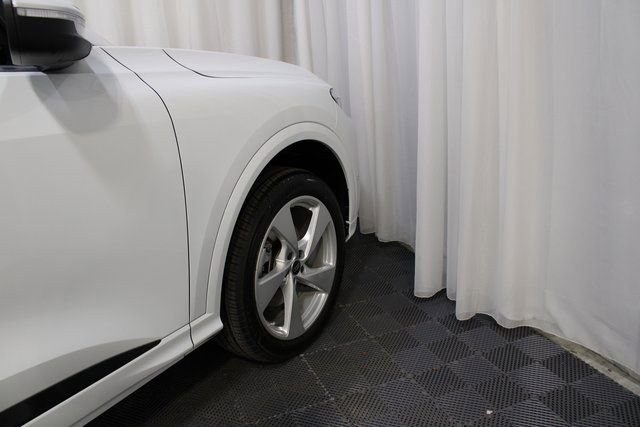 New 2025 Audi Q5 Premium Plus image 27