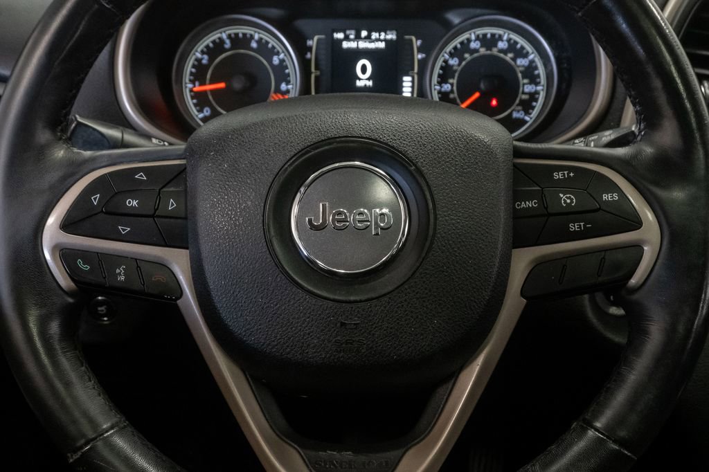 Used 2015 Jeep Cherokee Latitude w/ Comfort/Convenience Group FWD image 15