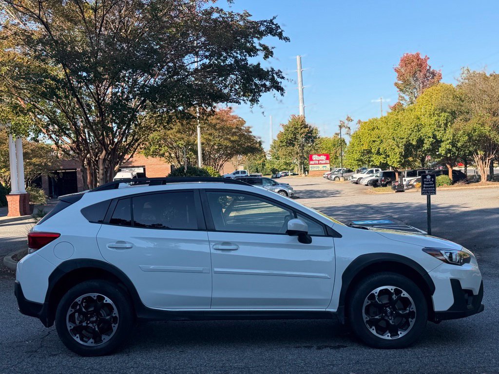 Used 2021 Subaru Crosstrek 2.0i Premium w/ Moonroof Package AWD/4WD image 6