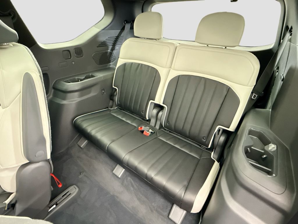 Used 2024 Kia EV9 GT-Line image 23