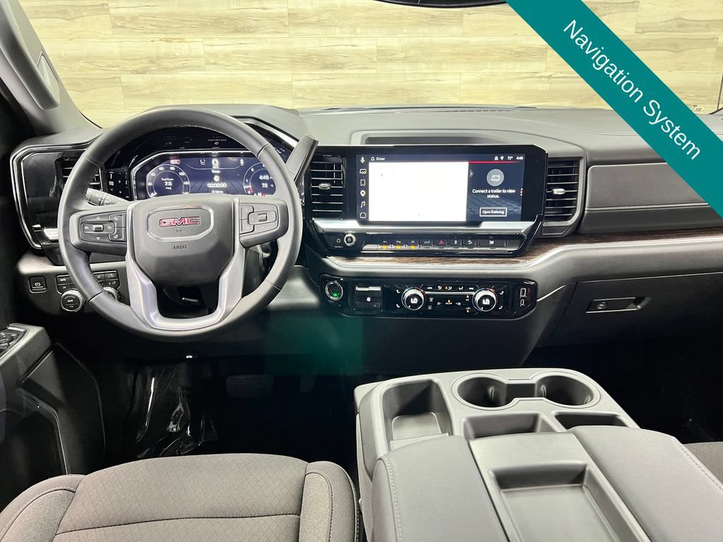 Used 2026 GMC Sierra 1500 SLE AWD/4WD image 2