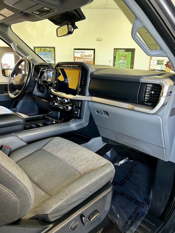 Used 2021 Ford F150 XLT w/ Equipment Group 302A High AWD/4WD image 12