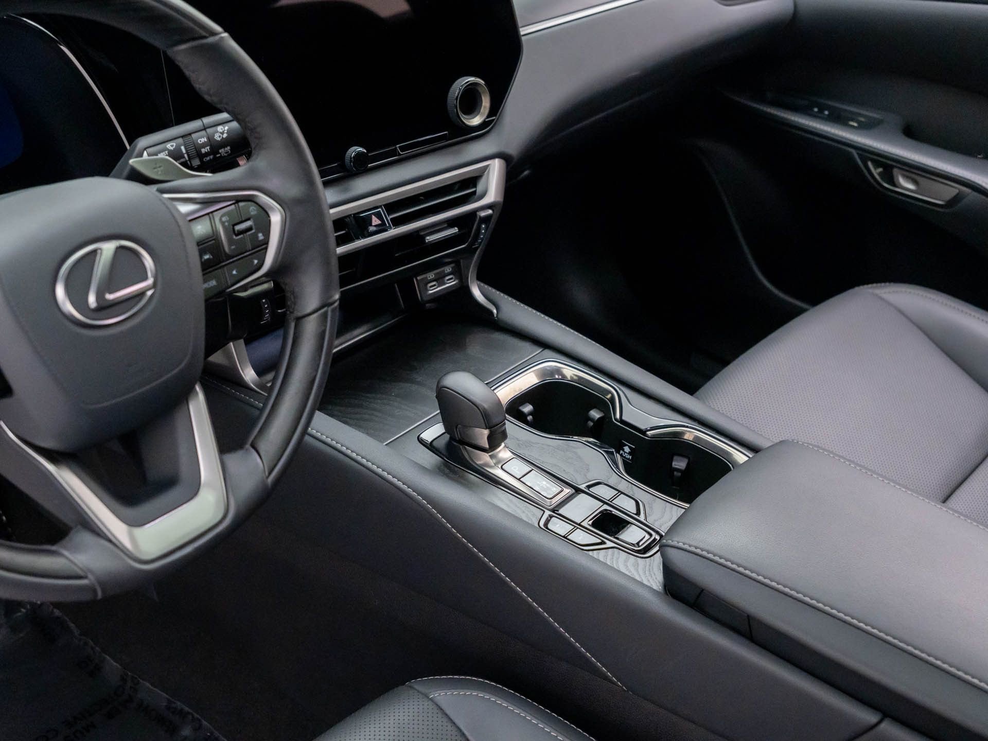 Used 2025 Lexus RX 350 Premium AWD/4WD image 12