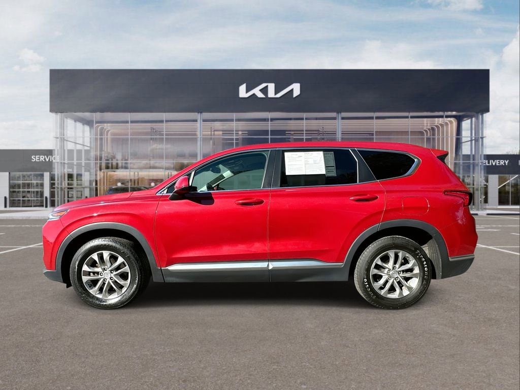 Used 2019 Hyundai Santa Fe SE image 5
