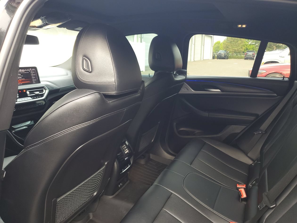 Used 2023 BMW X4 xDrive30i w/ Premium Package AWD/4WD image 10