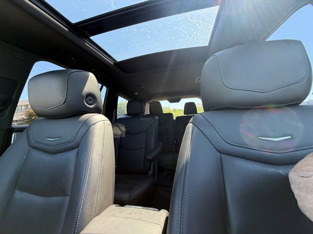 Used 2020 Cadillac XT6 Sport w/ LPO, Floor Liner Package AWD/4WD image 31