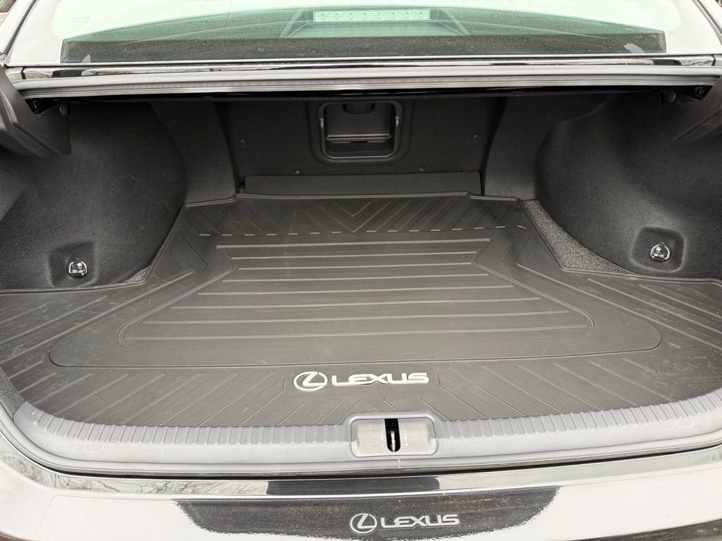 Used 2021 Lexus ES 250 w/ Premium Package image 17