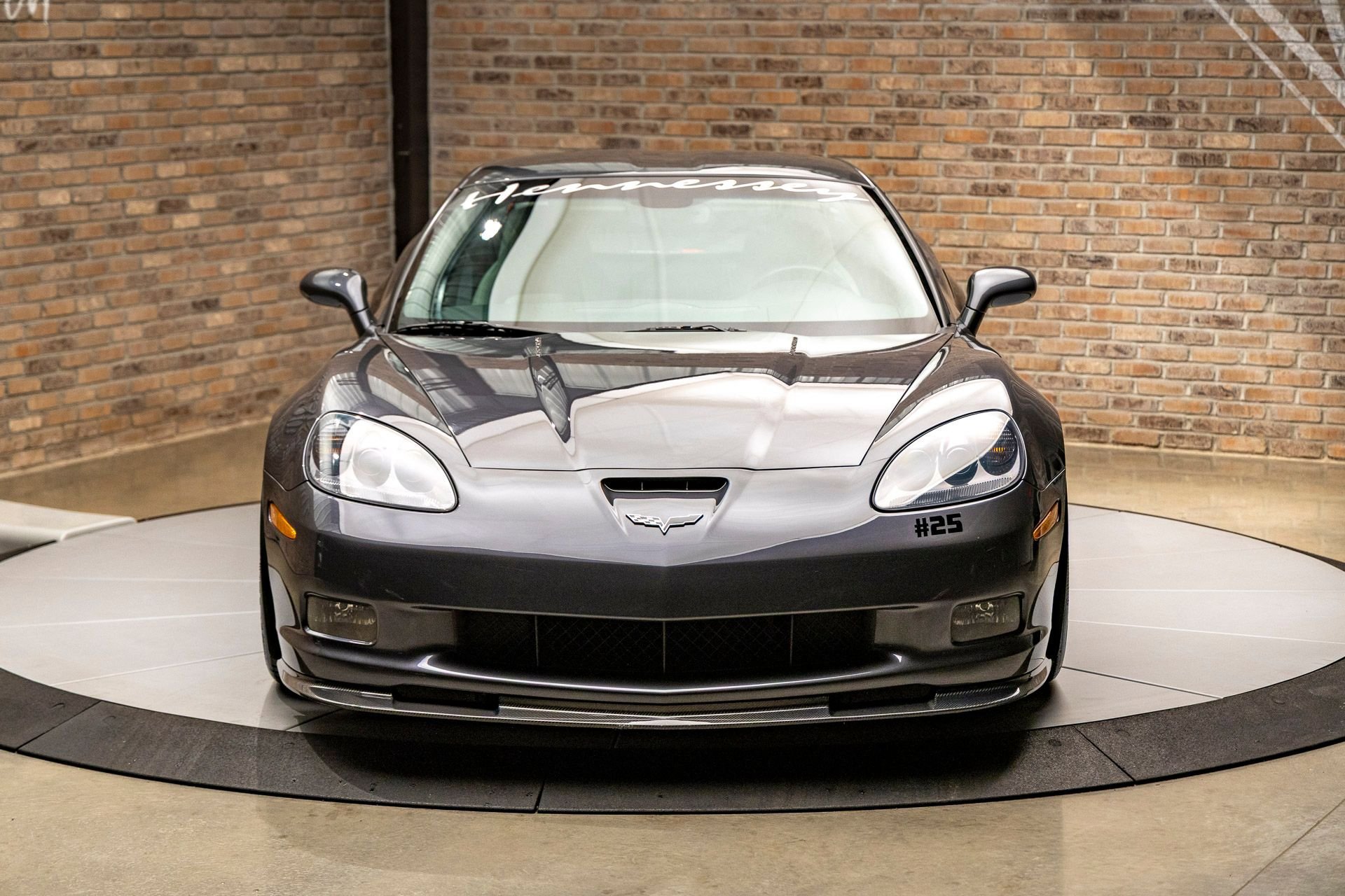 Used 2011 Chevrolet Corvette Grand Sport w/ Preferred Equipment Group RWD image 2