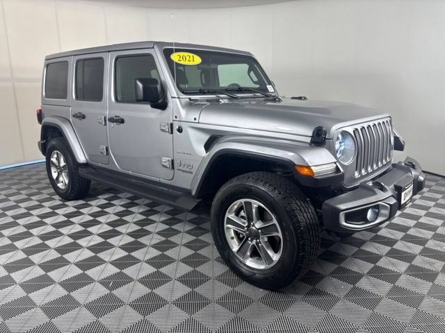 Used 2021 Jeep Wrangler Unlimited Sahara w/ LED Lighting Group AWD/4WD image 31