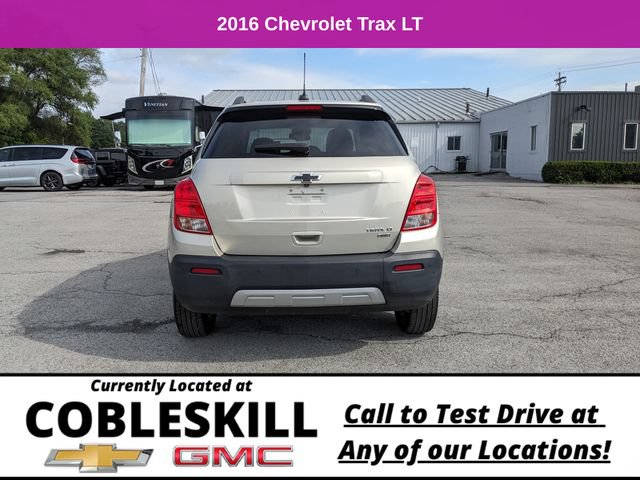 Used 2016 Chevrolet Trax LT w/ LT Convenience Package AWD/4WD image 9
