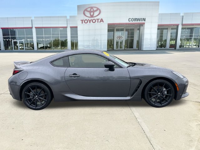 Used 2023 Toyota GR86 Premium RWD image 6