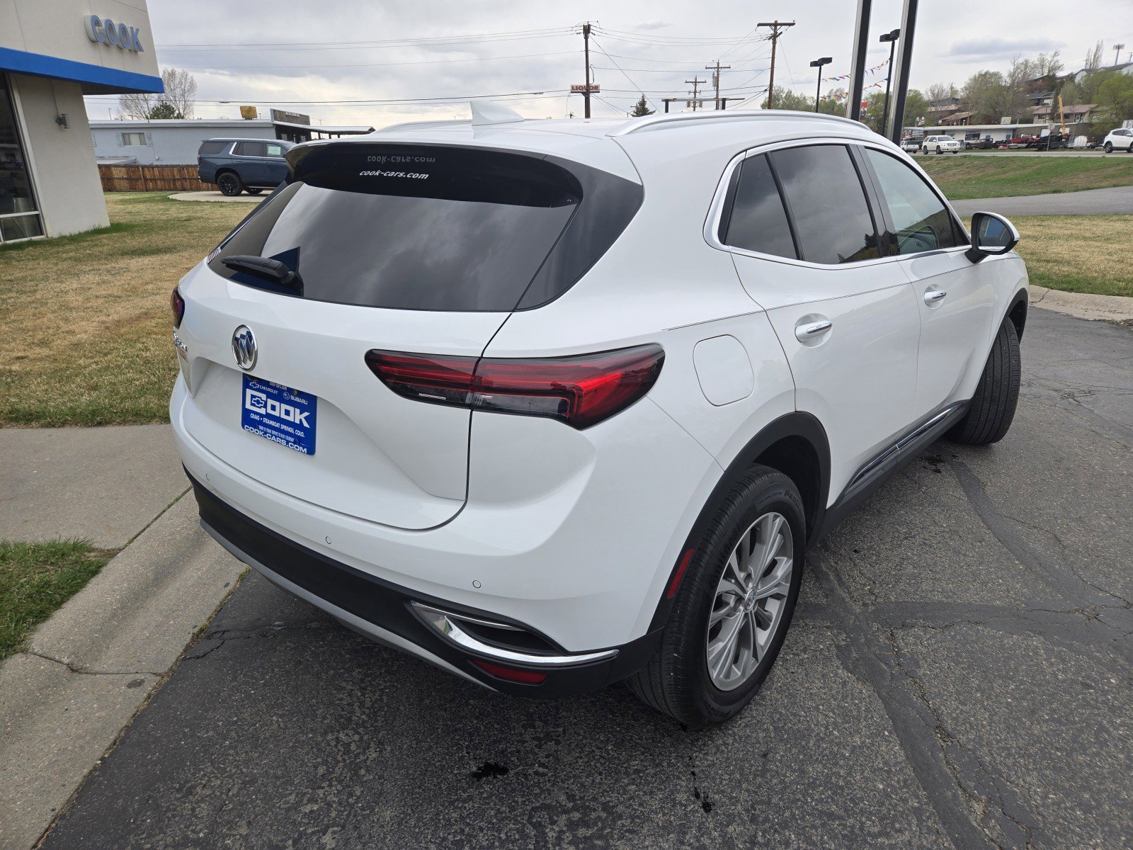 Used 2023 Buick Envision Preferred AWD/4WD image 3