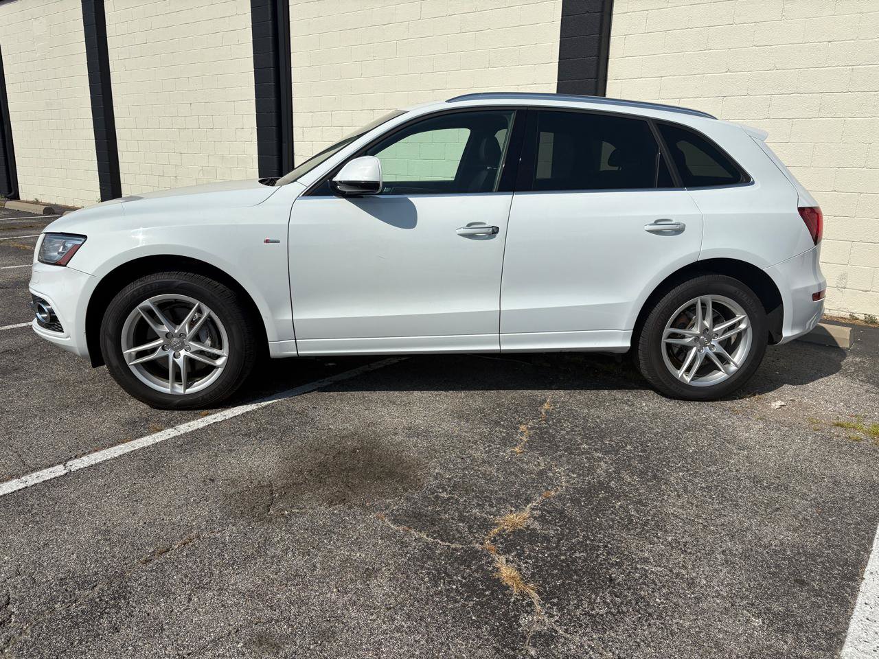 Used 2017 Audi Q5 3.0T Premium Plus AWD/4WD image 2