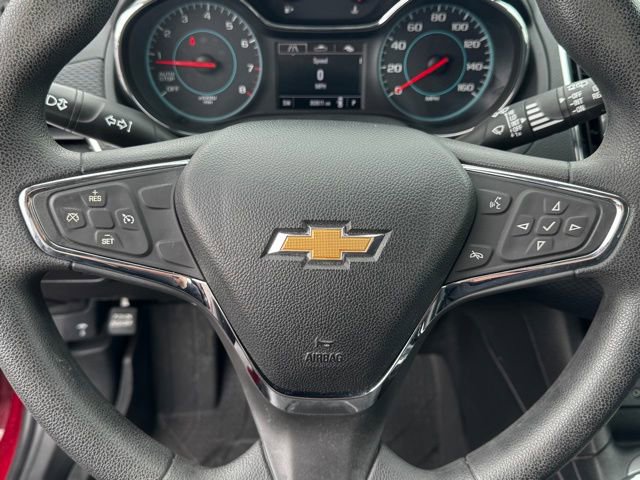 Used 2018 Chevrolet Cruze LT w/ Convenience Package image 21