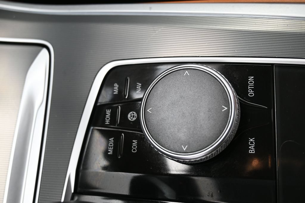 Used 2022 BMW X5 xDrive40i AWD/4WD image 28