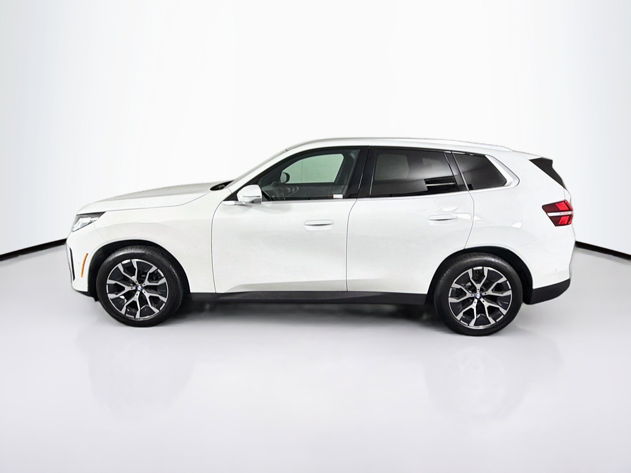 Used 2026 BMW X3 xDrive30i AWD/4WD image 4