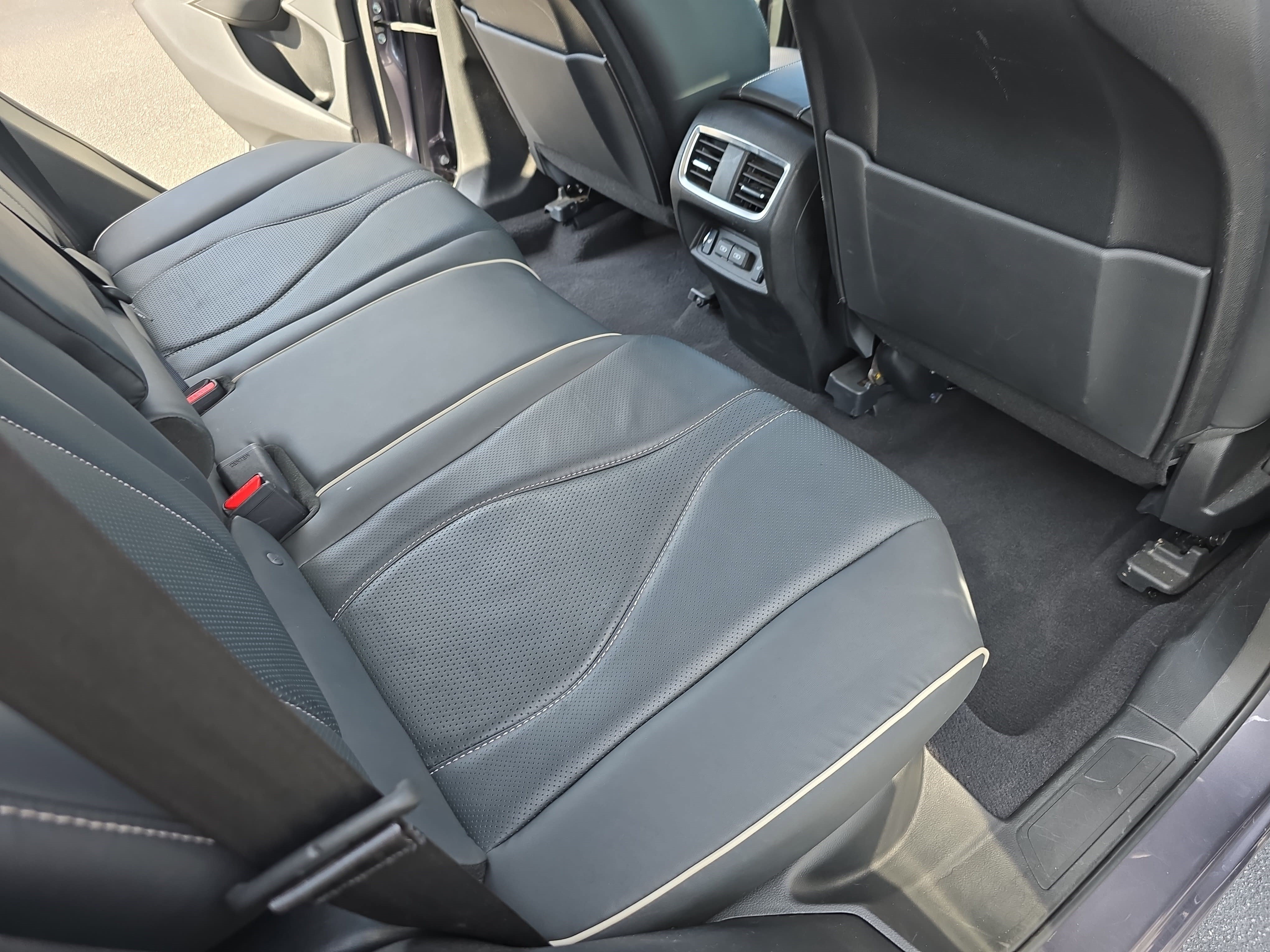 Used 2021 Acura RDX w/ Advance Package FWD image 11