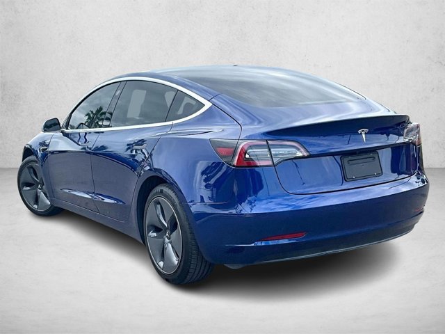 Used 2020 Tesla Model 3 Standard Range Plus image 12