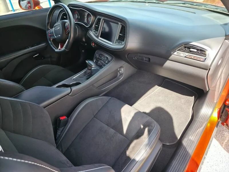 Used 2023 Dodge Challenger SRT Hellcat w/ Driver Convenience Group RWD image 14