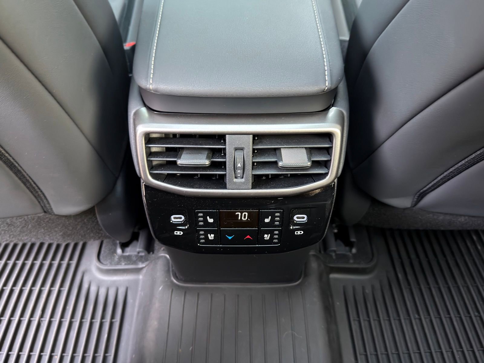 Used 2025 Lexus RX 500h F Sport image 15