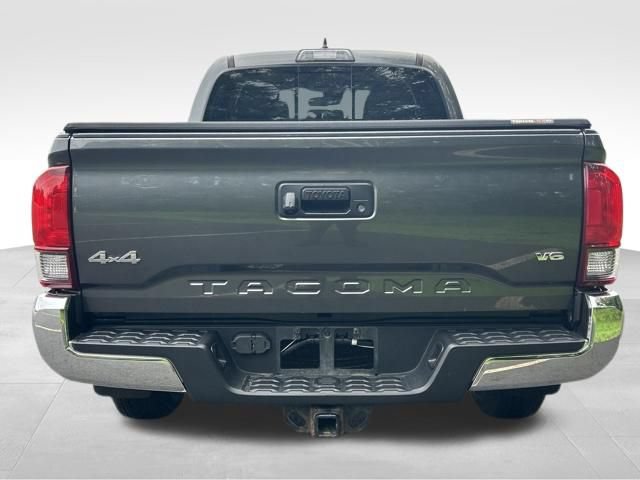 Used 2019 Toyota Tacoma SR5 AWD/4WD image 4