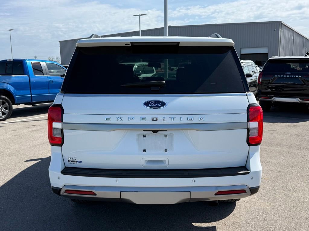 Used 2023 Ford Expedition XLT image 19