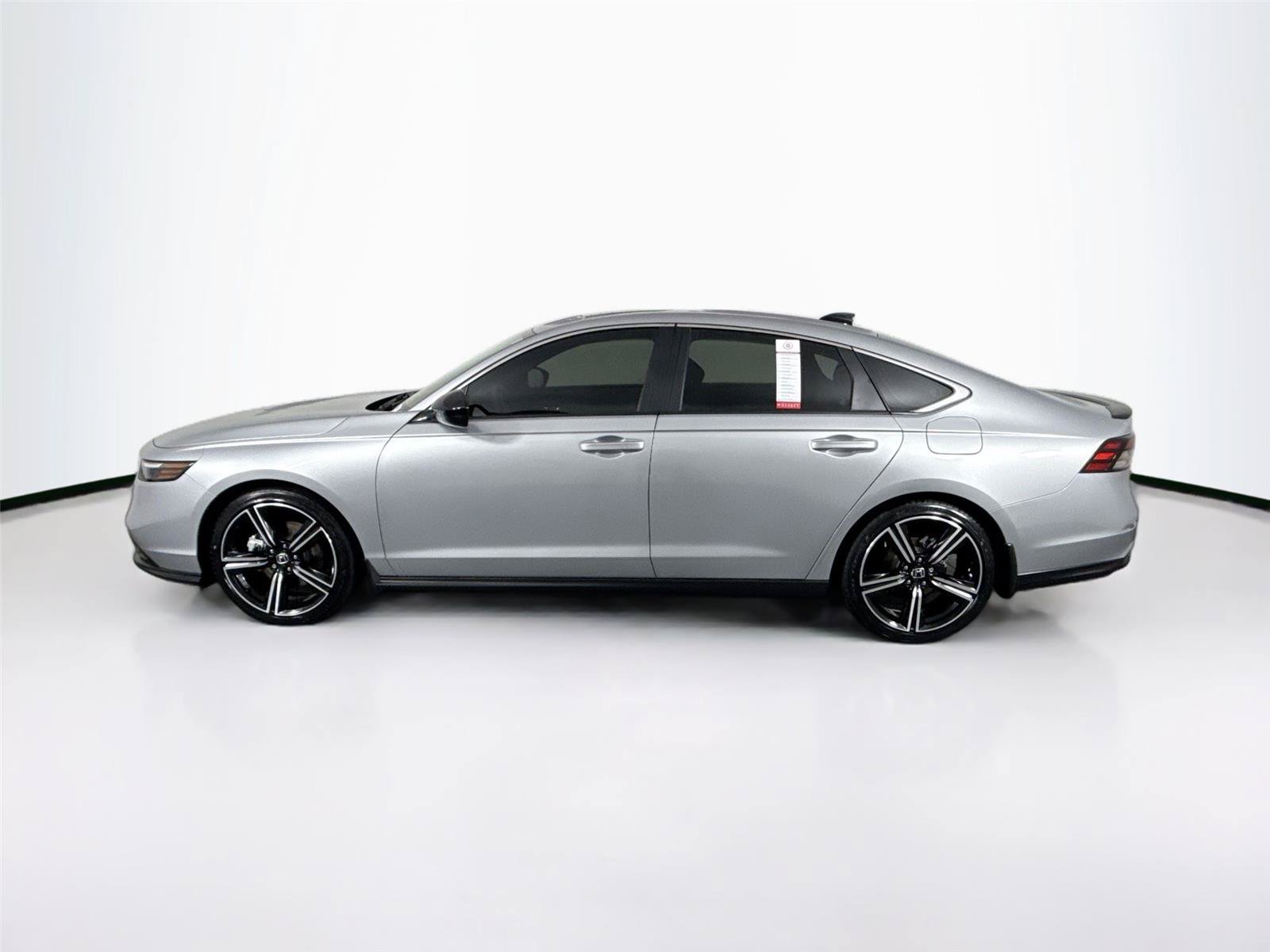Used 2024 Honda Accord Sport image 12