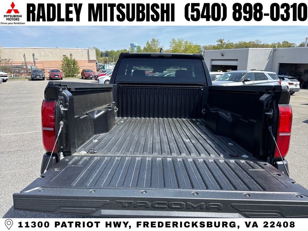Used 2024 Toyota Tacoma SR image 12