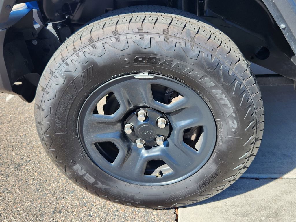 Used 2024 Jeep Wrangler Sport image 19