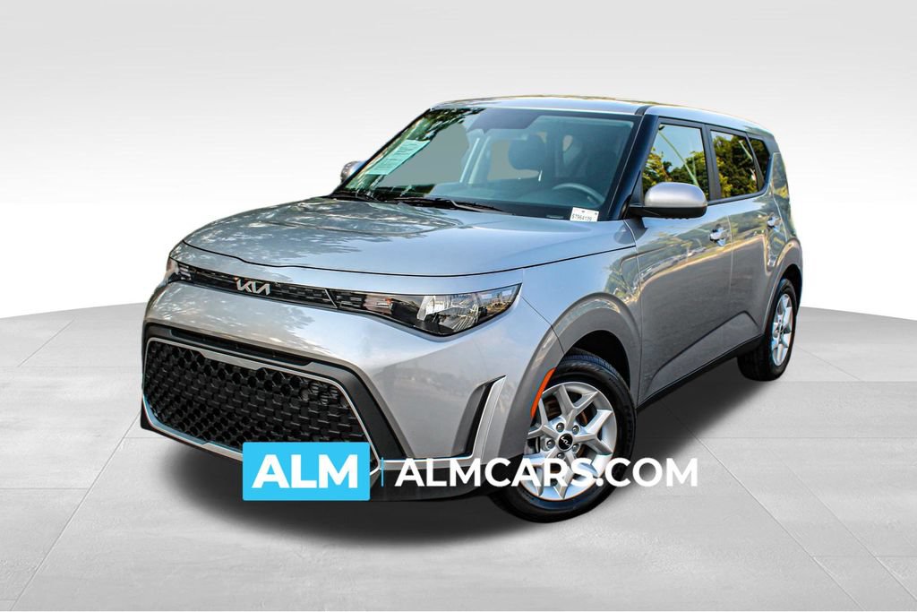 Used 2025 Kia Soul LX w/ LX Technology Package
