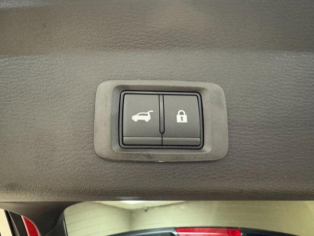 New 2025 Mitsubishi Outlander SE image 26