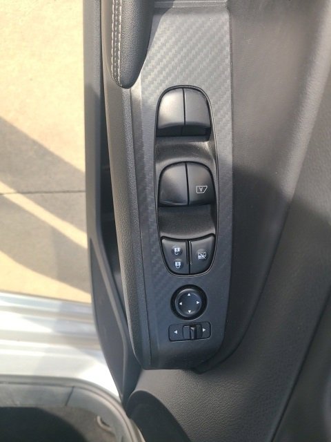 Used 2024 Nissan Altima 2.5 SV image 18