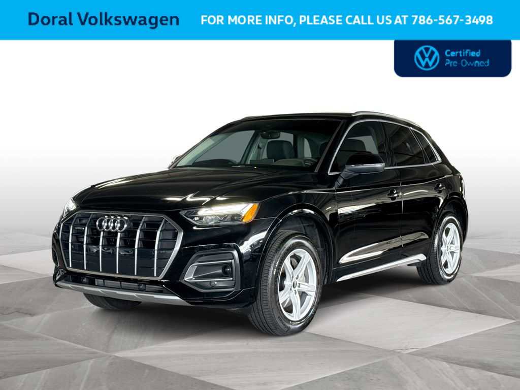 Used 2023 Audi Q5 2.0T Premium w/ Convenience Package image 1