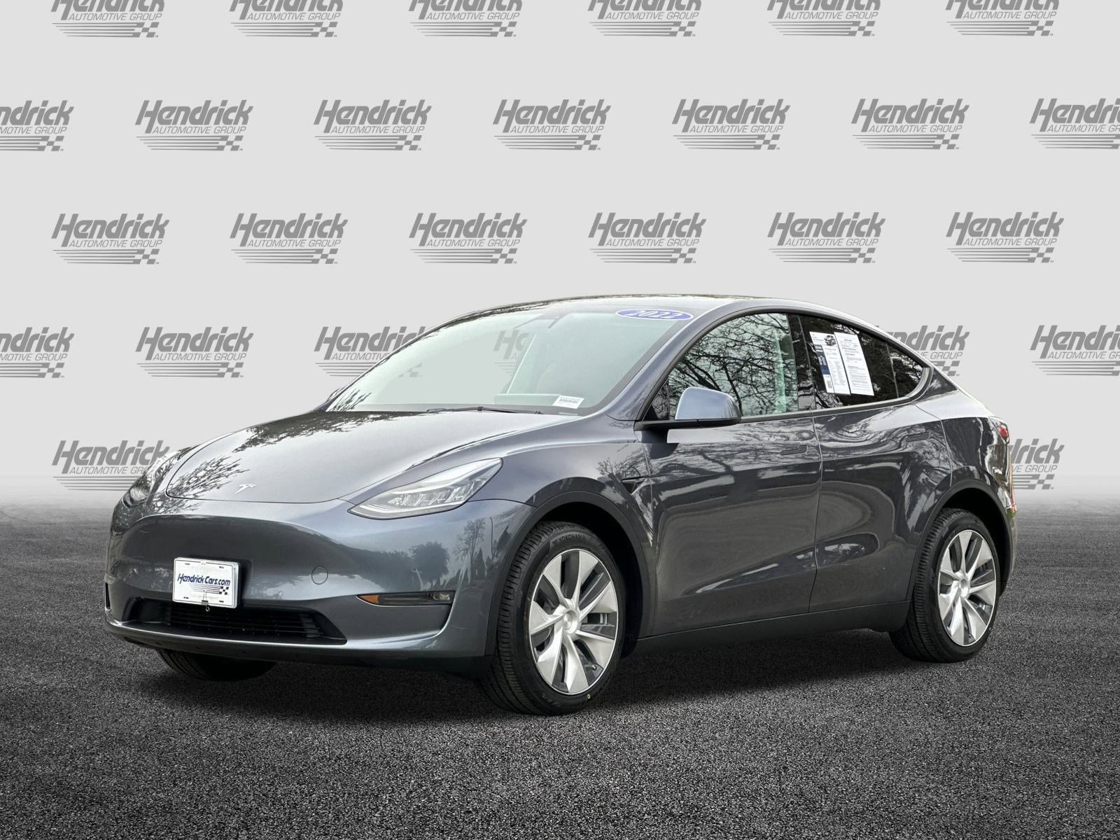 Used 2022 Tesla Model Y Long Range image 9