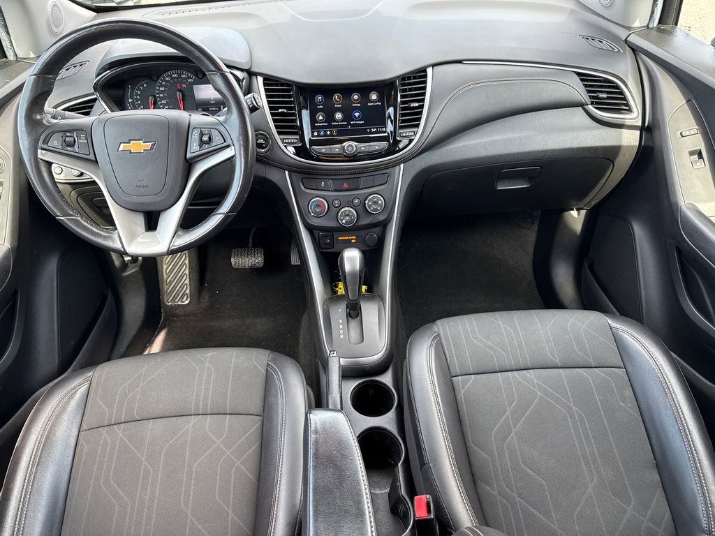 Used 2018 Chevrolet Trax LT w/ LT Convenience Package image 22