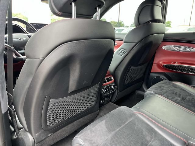 Used 2022 Genesis GV70 3.5T Sport w/ Sport Prestige Package AWD/4WD image 21
