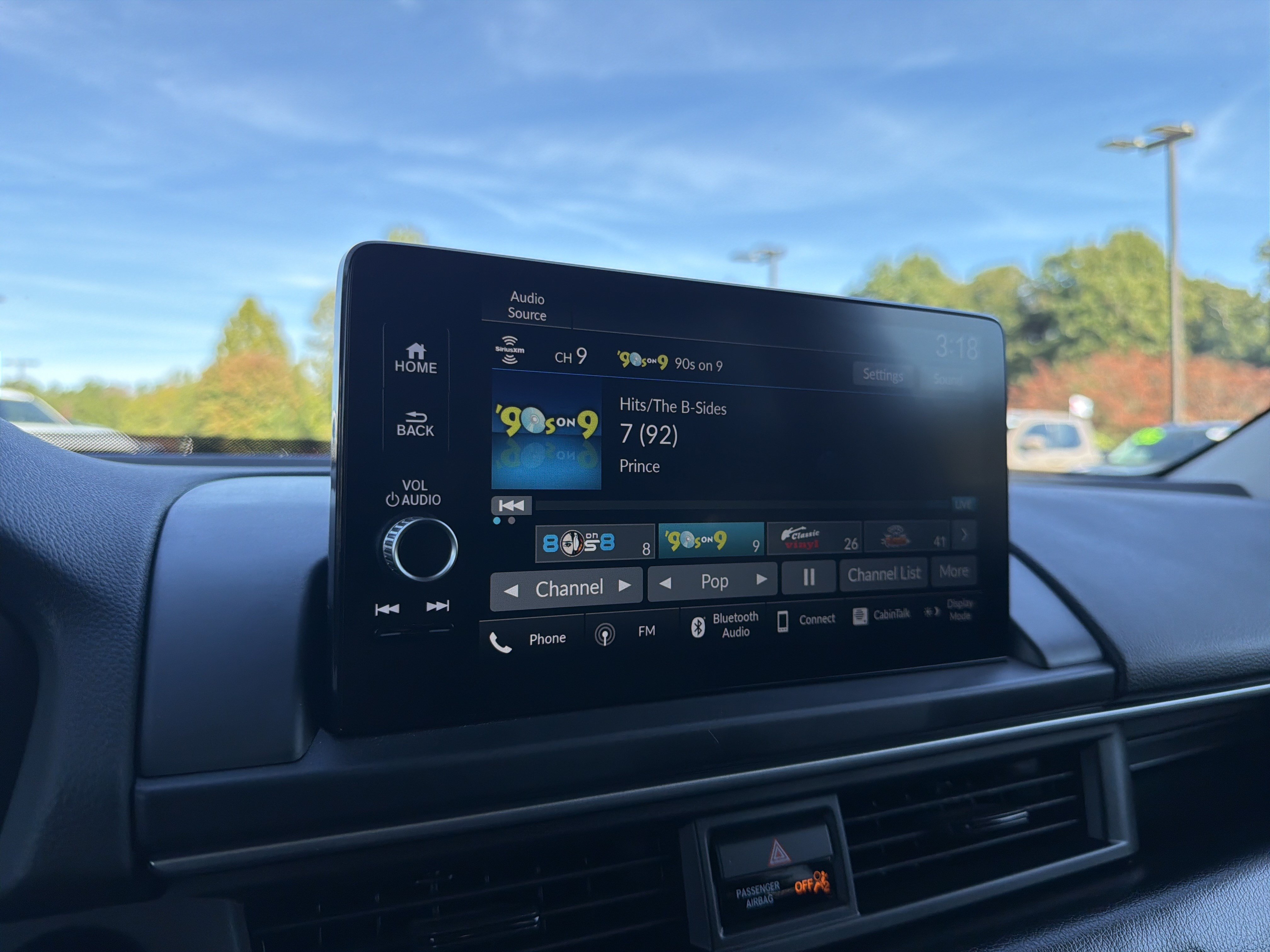 Used 2025 Honda Pilot EX-L image 5