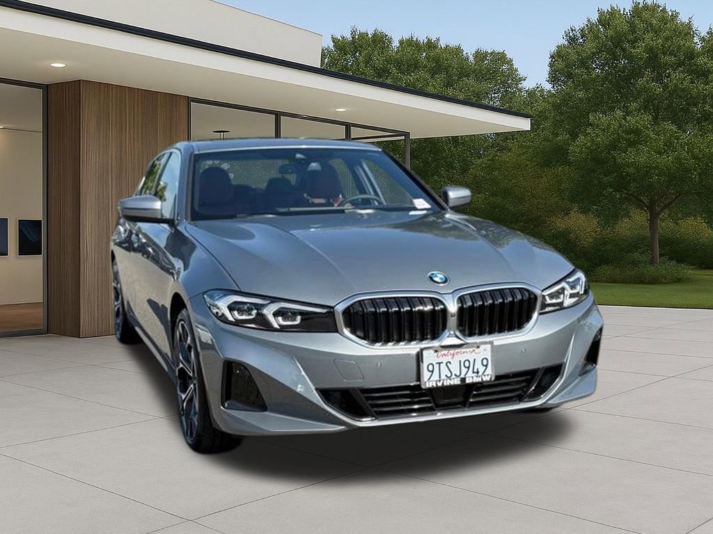 Used 2025 BMW 330i Sedan w/ Convenience Package image 5