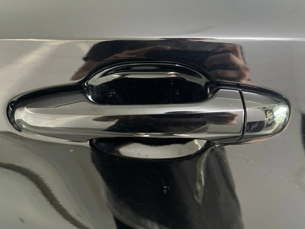 Used 2019 Toyota Highlander Limited AWD/4WD image 41