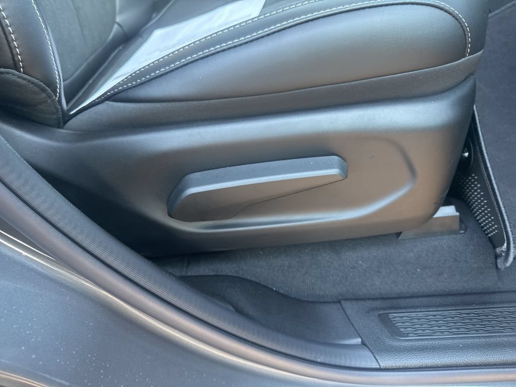 New 2026 Jeep Grand Cherokee Altitude AWD/4WD image 52