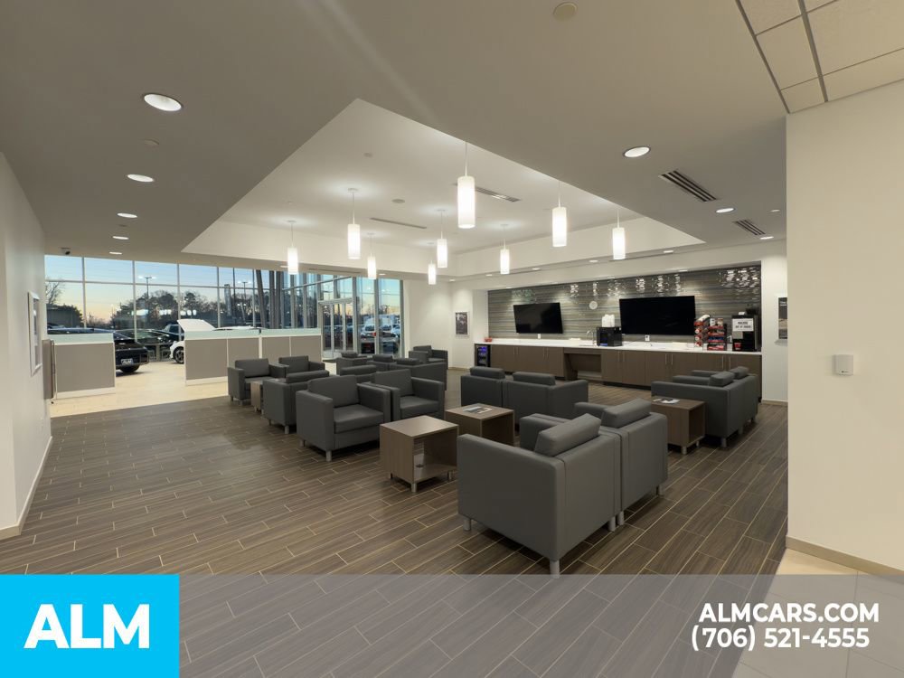 Used 2021 Chevrolet Silverado 1500 LT Trail Boss w/ Convenience Package II image 38