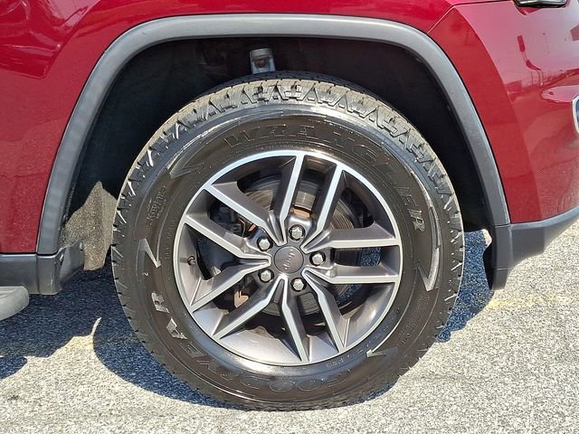 Used 2020 Jeep Grand Cherokee Laredo w/ Quick Order Package 2BN North image 8