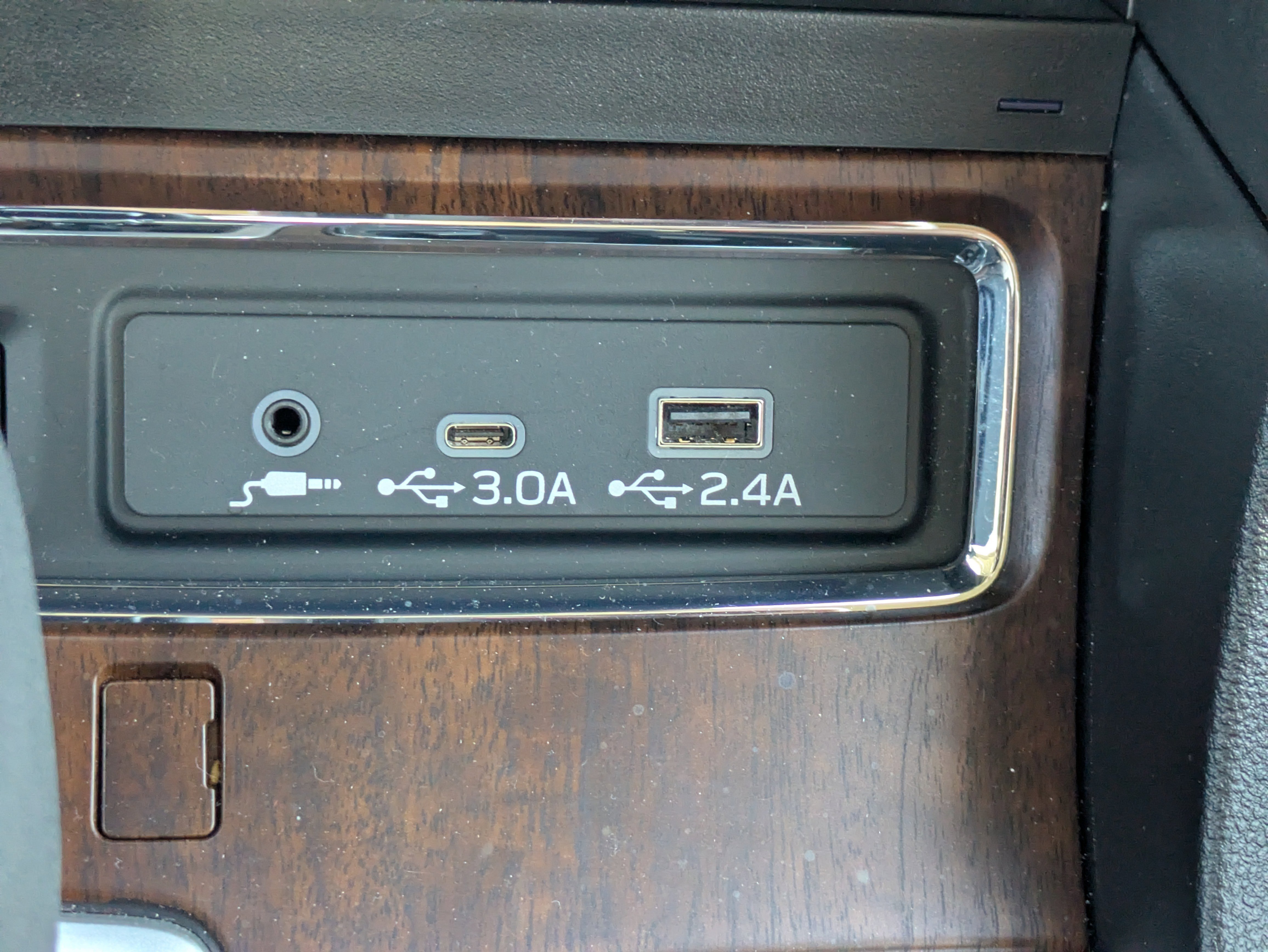 Certified 2023 Subaru Ascent Touring image 23