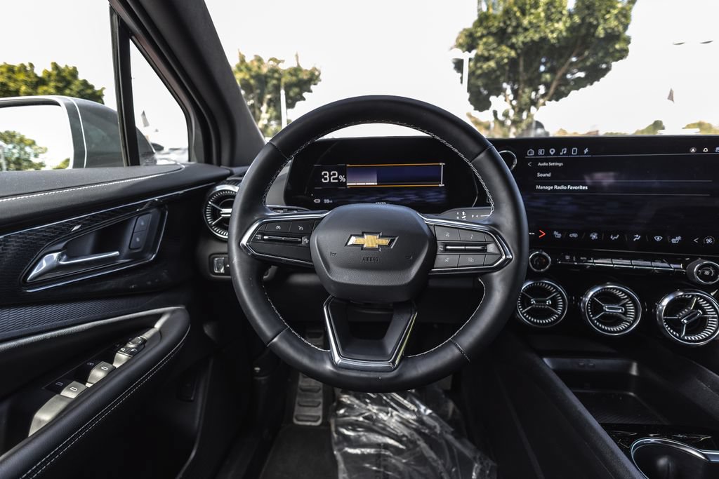 Used 2024 Chevrolet Blazer EV LT AWD/4WD image 22
