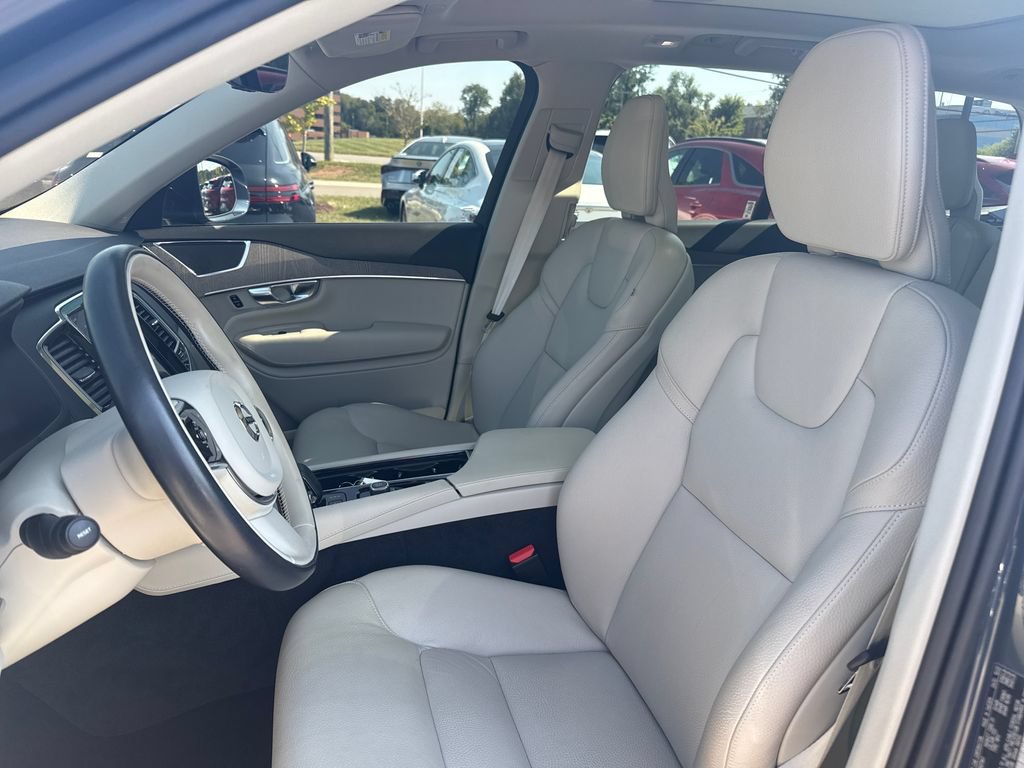 Used 2023 Volvo XC90 B5 Plus w/ Protection Package Premier AWD/4WD image 13
