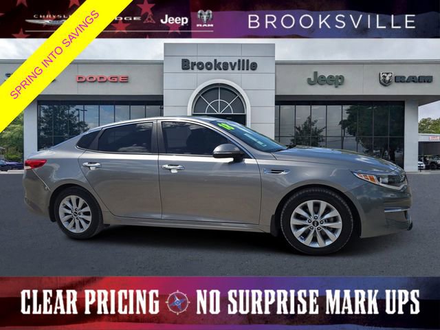 Used 2018 Kia Optima LX w/ 17" Alloy Wheels Package FWD image 1